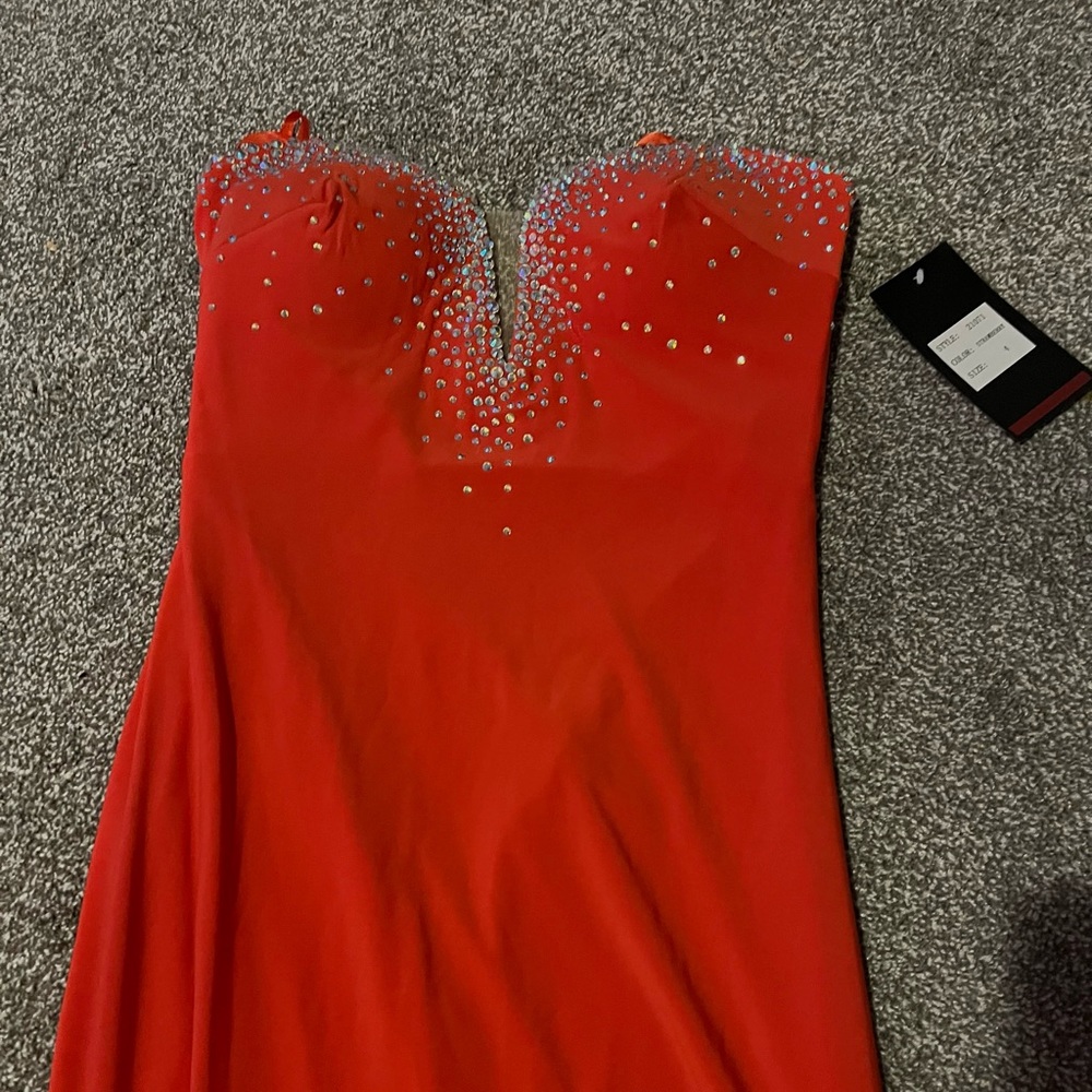 Strawberry Rhinestone-Scatter
Open-Back Strapless Gown • - Picture 5 of 8